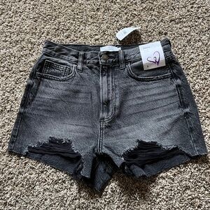 Windsor black shorts